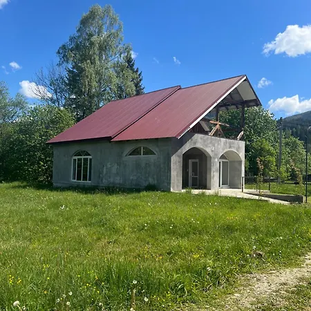 сімейна хата